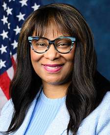 Janelle Bynum